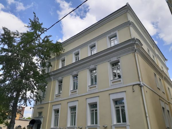 Офисное здание Maple House