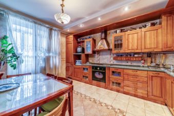 3-комн.кв., 319 м², этаж 9