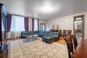 3-комн.кв., 150 м², этаж 2