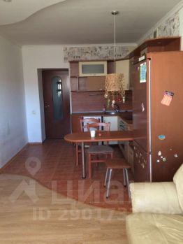 2-комн.кв., 80 м², этаж 3