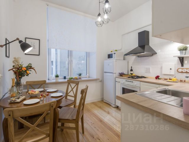 2-комн., 65 м², 1/1 этаж
