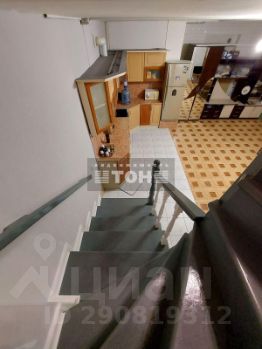 2-комн.кв., 74 м², этаж 1