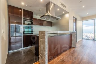 3-комн.апарт., 157 м², этаж 59