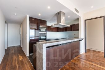 2-комн.апарт., 91 м², этаж 48