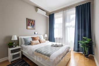 5-комн.кв., 142 м², этаж 5