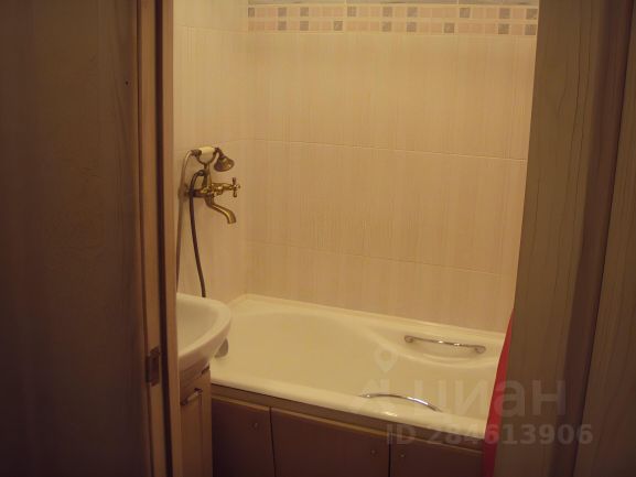 1-комн., 40 м², 1/8 этаж