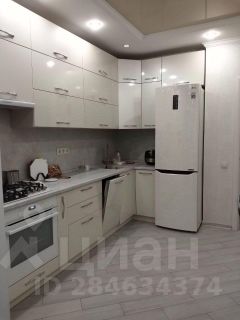 3-комн.кв., 80 м², этаж 3