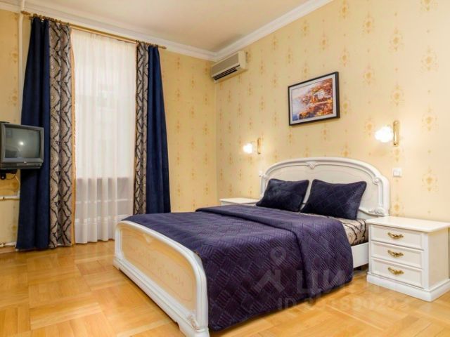 3-комн., 120 м², 1/1 этаж