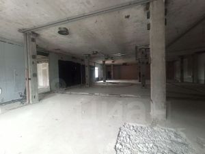 торг. площадь 550 м², этаж 2