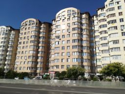 1-комн.кв., 70 м², этаж 1