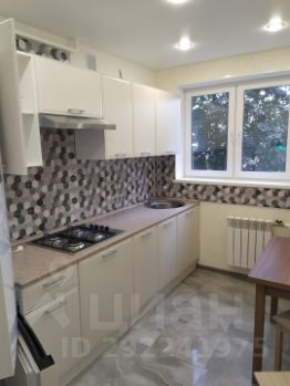 3-комн.кв., 70 м², этаж 1