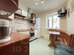 2-комн.кв., 50 м², этаж 3