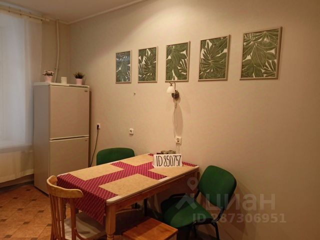 2-комн., 62 м², 1/1 этаж