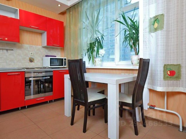 2-комн., 58 м², 1/1 этаж