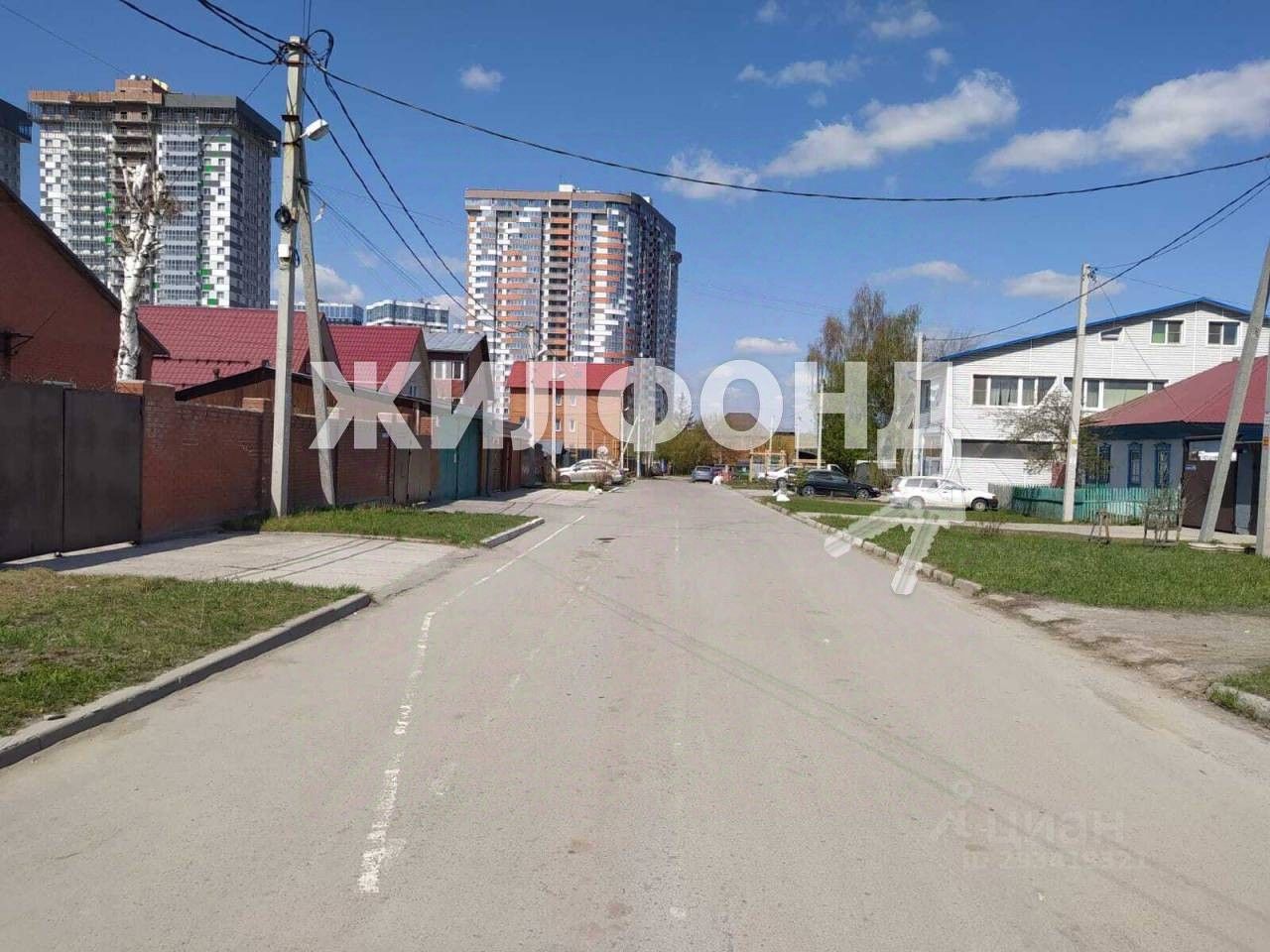 Купить квартиру рядом со школой на улице Карла Либкнехта в городе  Новосибирск. Найдено 1 объявление.