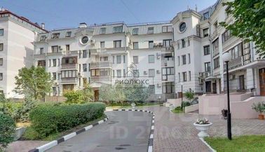 3-комн.кв., 105 м², этаж 3