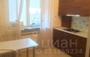 1-комн.кв., 30 м², этаж 3