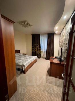 3-комн.кв., 91 м², этаж 4