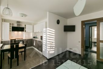 3-комн.кв., 85 м², этаж 3