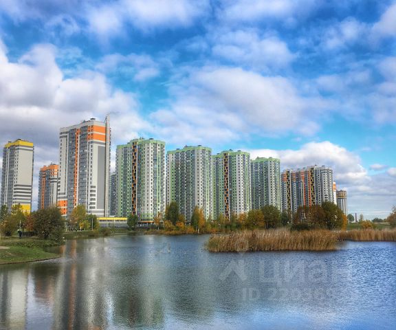 1-комн., 37 м², 1/25 этаж