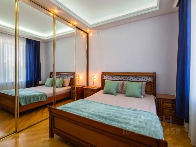 2-комн. апарт., 60 м², 4/10 этаж