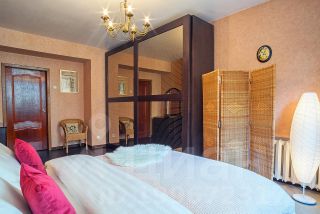 2-комн.кв., 60 м², этаж 1