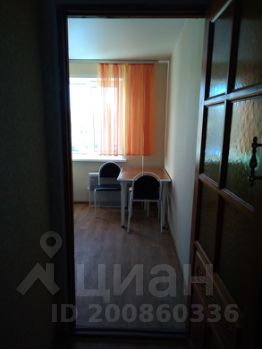 1-комн.кв., 38 м², этаж 3