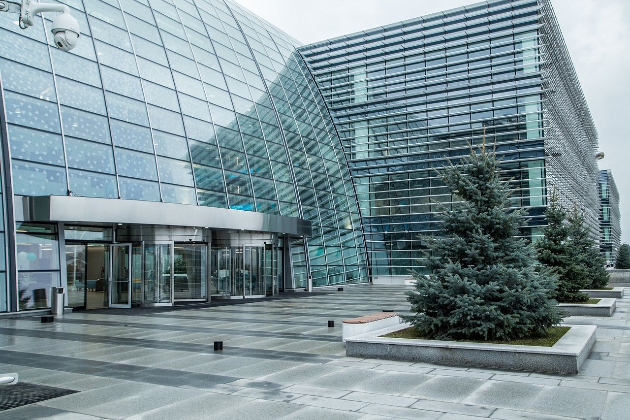 аренда помещений в ТЦ Амальтея