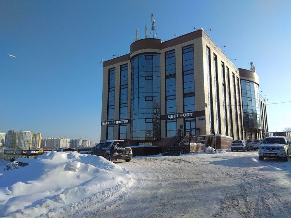 Офисное здание на ул. Донбасская, 75
