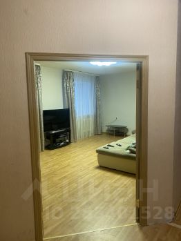 3-комн.кв., 94 м², этаж 3