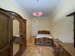 3-комн.кв., 80 м², этаж 2