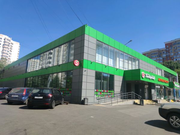 Торговый центр на ул. Петрозаводская, 34
