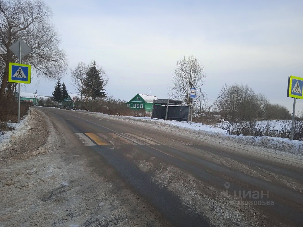 Купить загородную недвижимость в деревне Липицы Новгородского района,  продажа загородной недвижимости - база объявлений Циан. Найдено 3 объявления