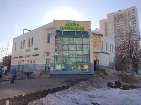 Торговый центр на ул. Покрышкина, 7к1с1
