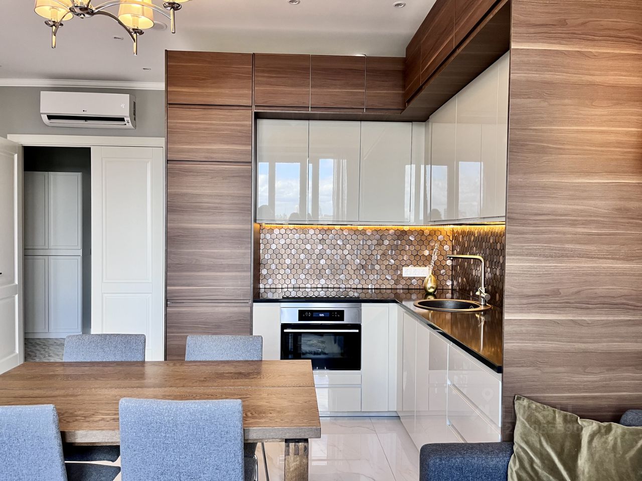 2-комнатная квартира, 54,5 м² — фото 2