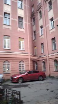 3-комн.кв., 72 м², этаж 1