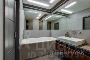 2-комн.кв., 120 м², этаж 3