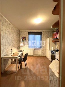 1-комн.кв., 40 м², этаж 10