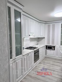 2-комн.кв., 61 м², этаж 2