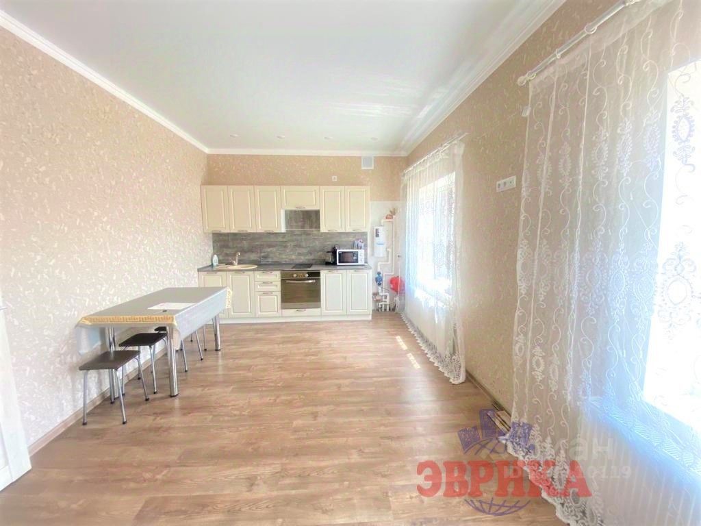 Продажа однокомнатной квартиры 52,3м² ул. Маршала Жукова, Крымск,  Краснодарский край, Крымский район - база ЦИАН, объявление 291110119