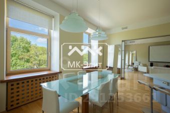 4-комн.кв., 146 м², этаж 5