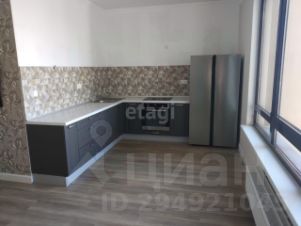 3-комн.кв., 90 м², этаж 9