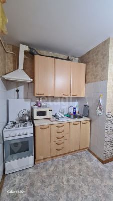 2-комн.кв., 80 м², этаж 6