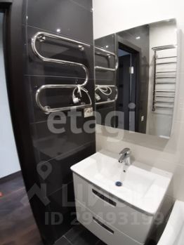 3-комн.кв., 90 м², этаж 3