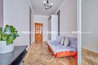 4-комн.кв., 117 м², этаж 5