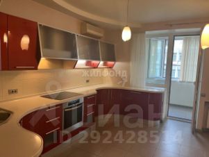 3-комн.кв., 117 м², этаж 3