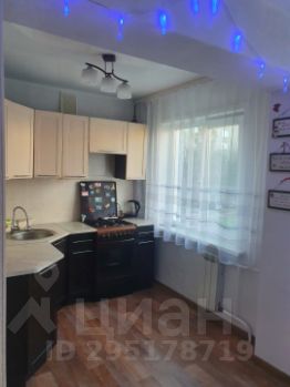 4-комн.кв., 59 м², этаж 3