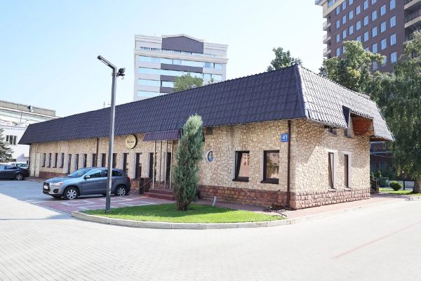 Торгово-офисный комплекс на ул. Орджоникидзе, 11с41