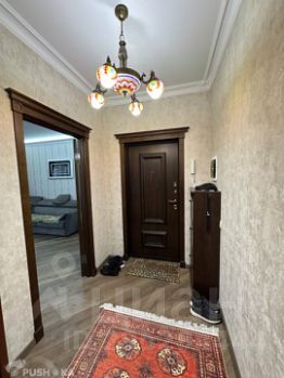 2-комн.кв., 72 м², этаж 3