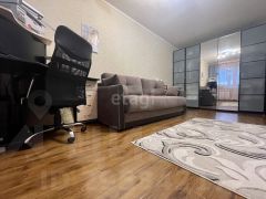 2-комн.кв., 51 м², этаж 10